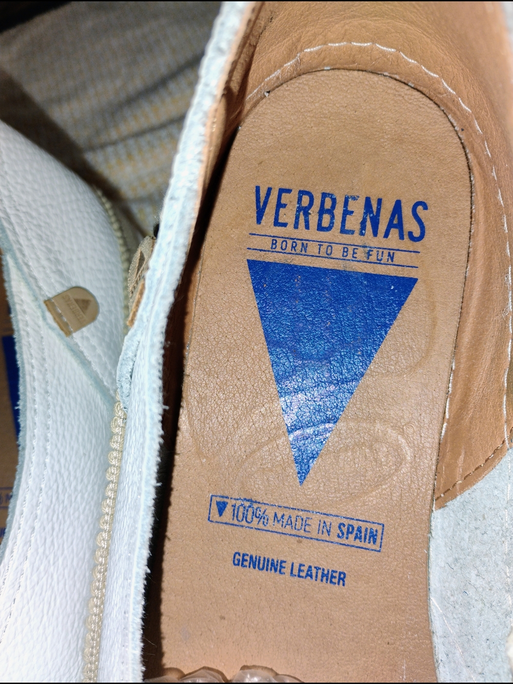 Verbenas White Leather Slip In Shoes Size 39/8 Made In Spain Minimalist Comfort - Picture 9 of 13